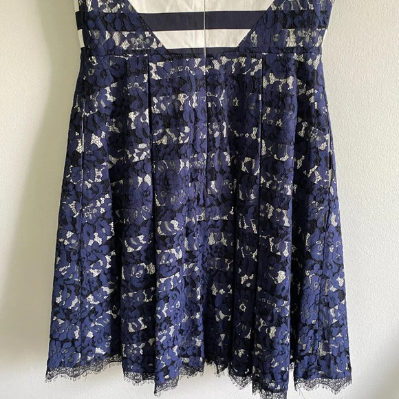 NWT RW&Co Cotton Blend Nautical Lace Striped Navy & White Cocktail Dress Size 6 - Picture 6 of 12